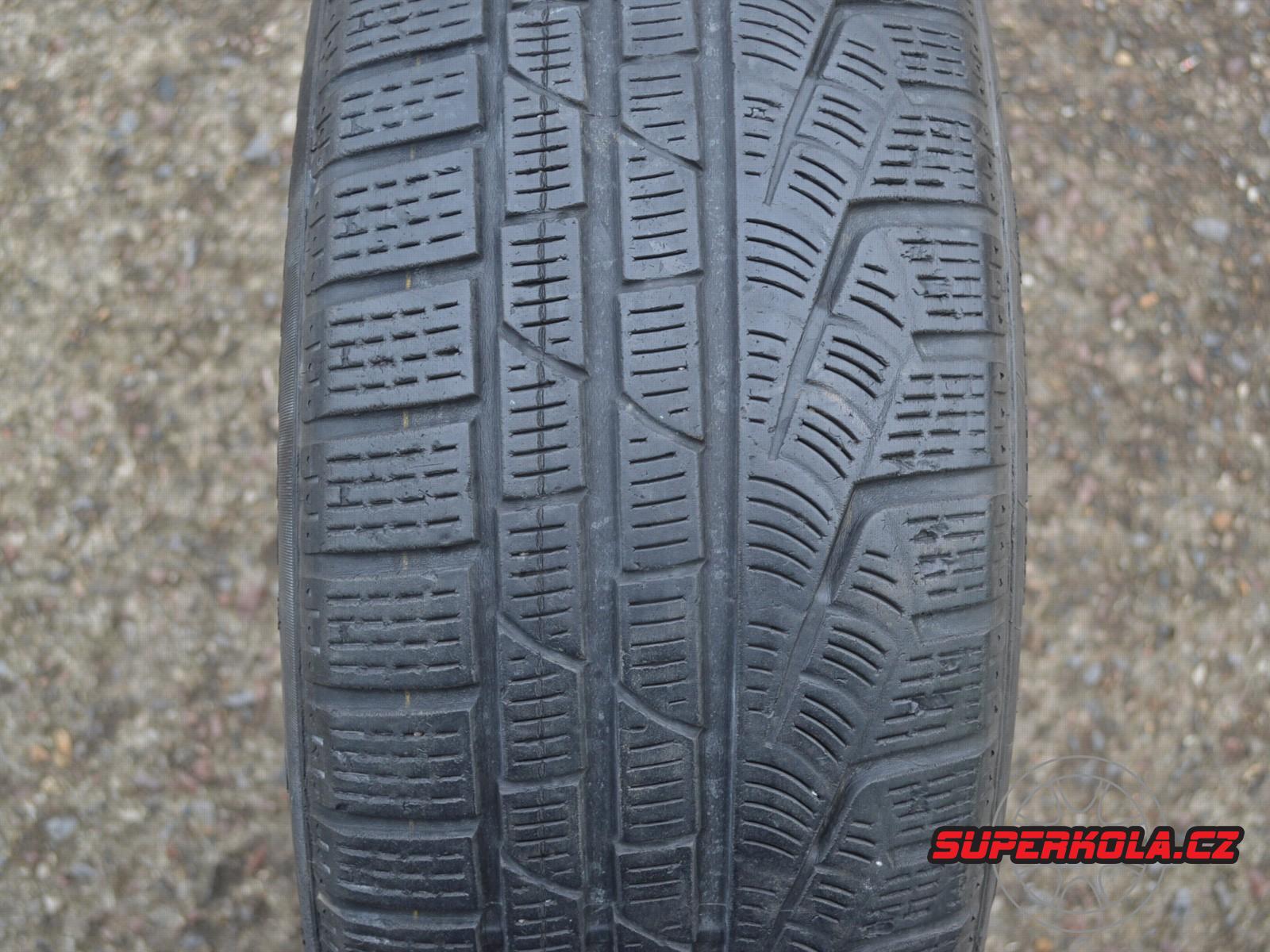 225/50/17  94H  Pirelli SottoZero Winter 210 serie II * RFT, použitá zimní sada
