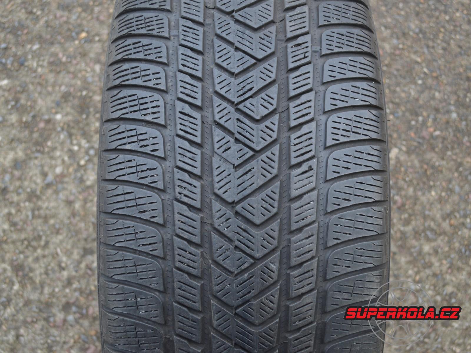 285/45/21 113V XL Pirelli Scorpion Winter * RFT, použitá zimní sada