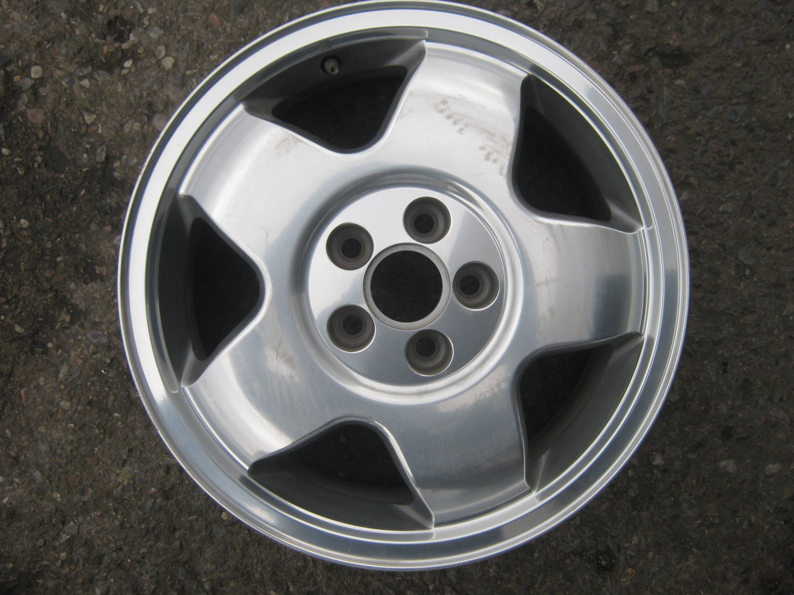alu kolo Volkswagen 15