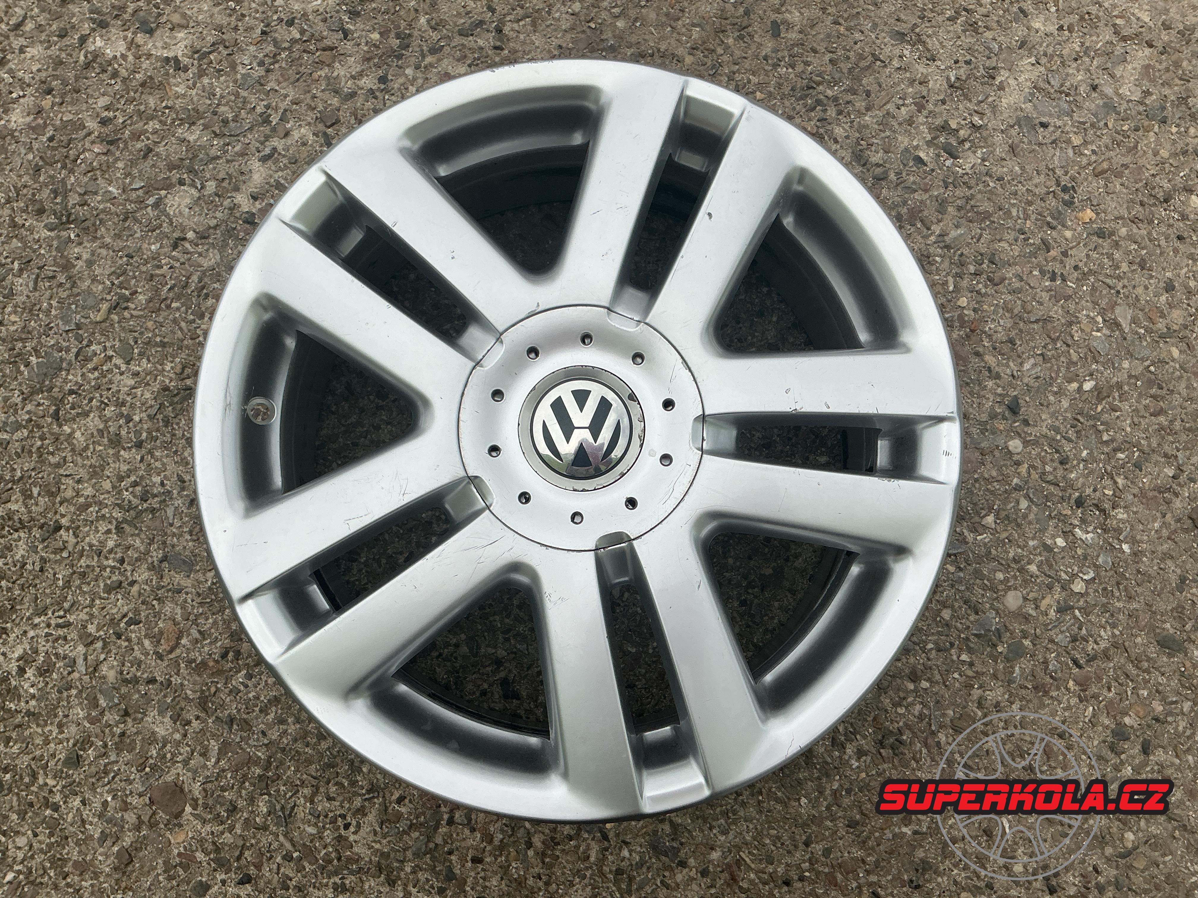 alu kola Volkswagen 17