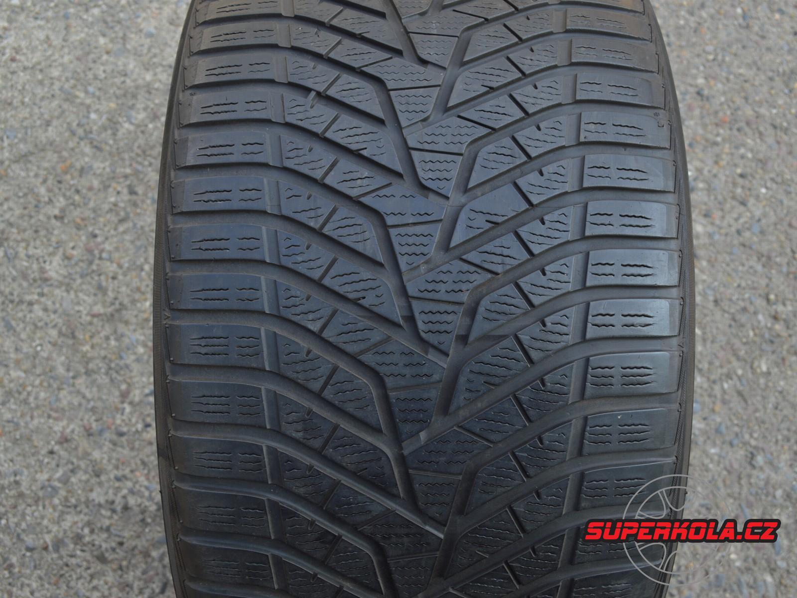 325/30/21 108V XL Yokohama W Drive V905, použitý zimní pár
