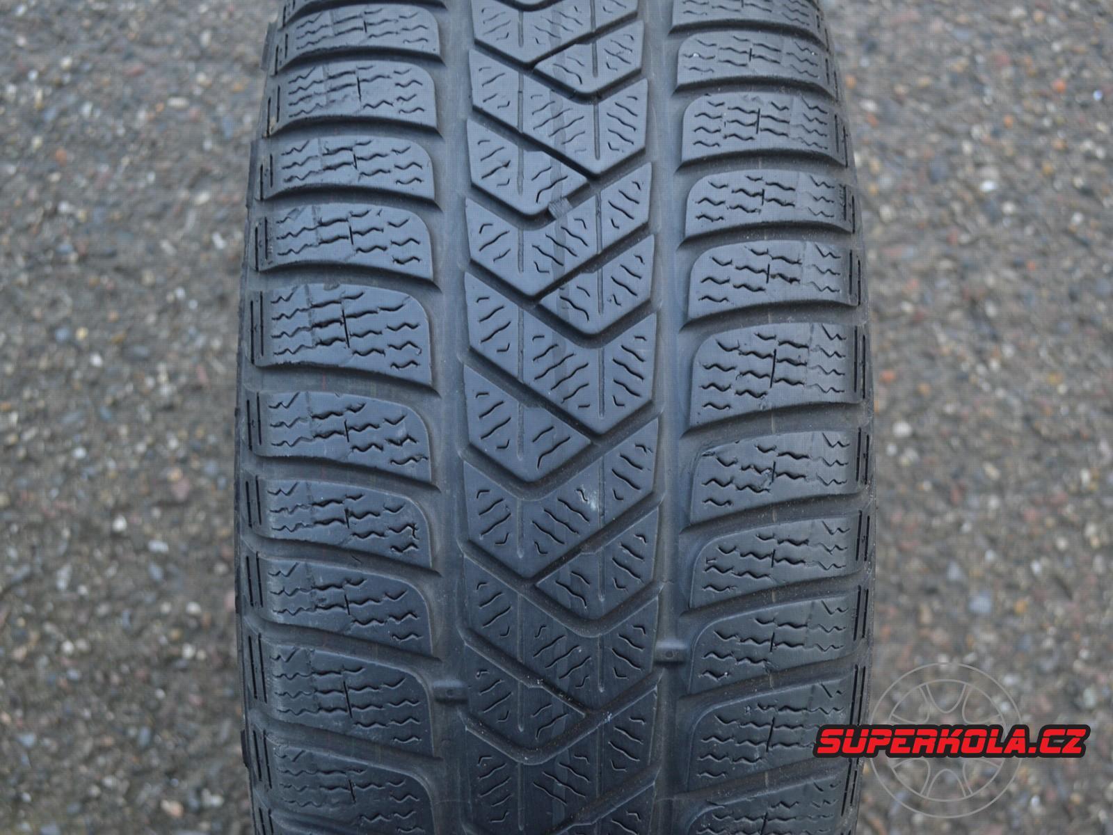 205/50/17 93H XL Pirelli SottoZero 3 AO, použitý zimní pár