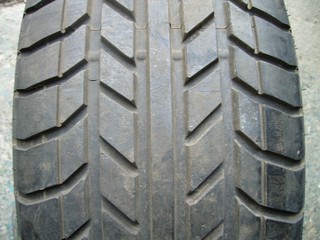 235/50/16 95W Pirelli P700, použitý letní kus