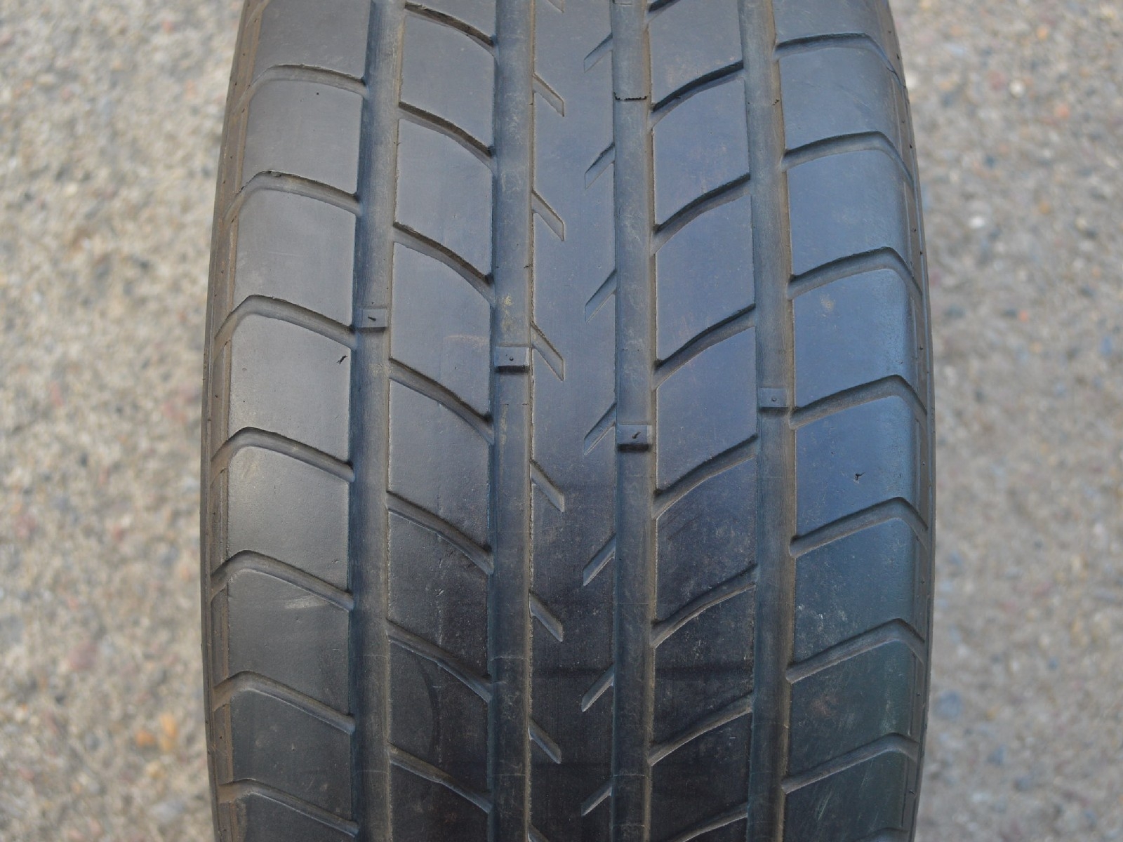 235/40/17  ZR  Dunlop SP Sport 8000, použitý letní kus