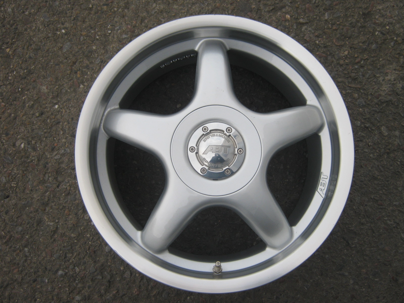 alu kolo ABT 17