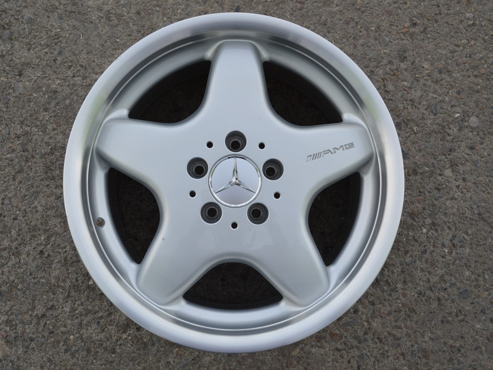 alu kolo Mercedes-Benz AMG 17