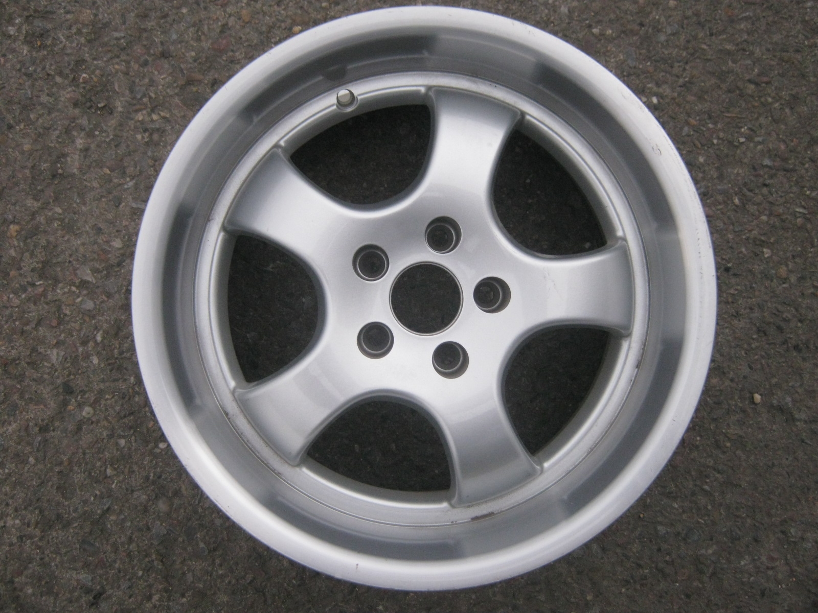 alu kolo DBV 17