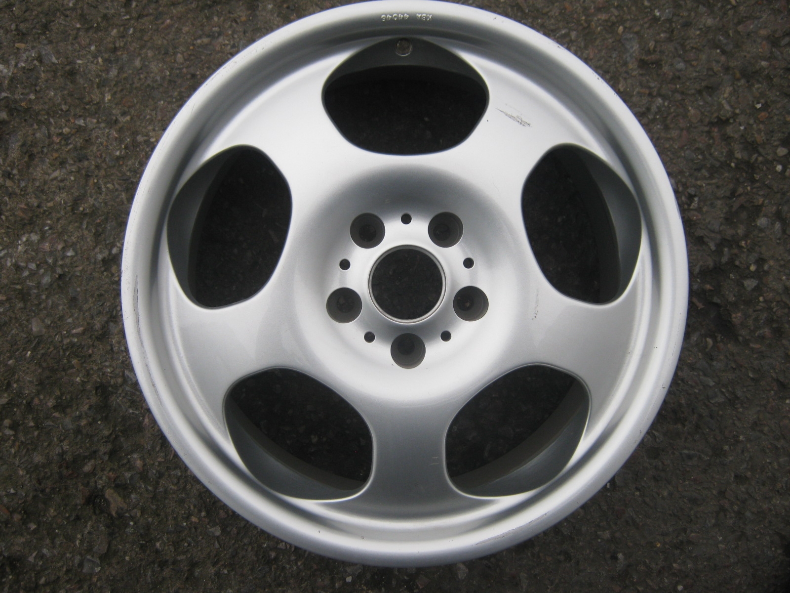 alu kolo Dotz 17