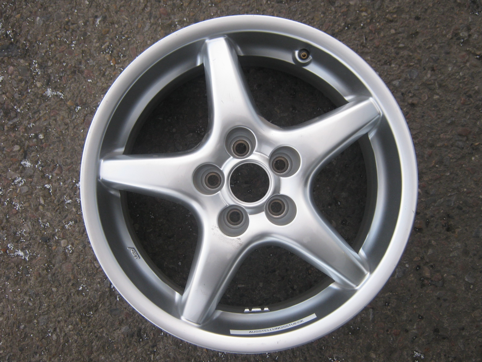alu kolo ABT 16