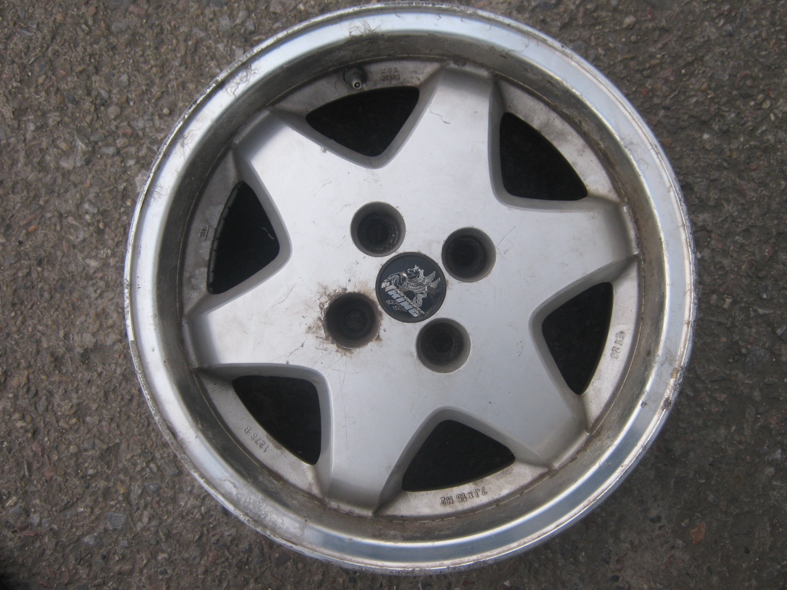 alu kolo King 15