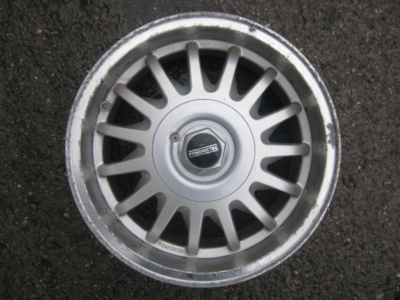 alu kolo Fondmetal 15