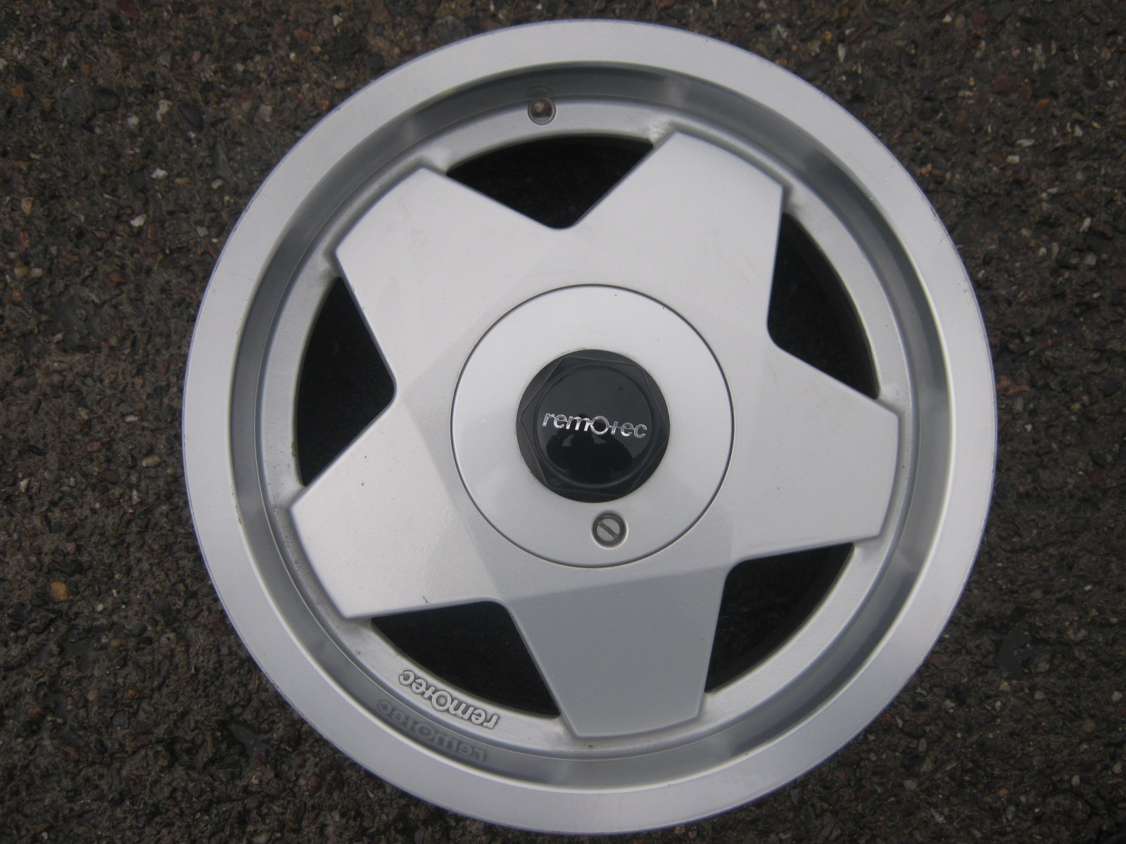 alu kolo Remotec 15