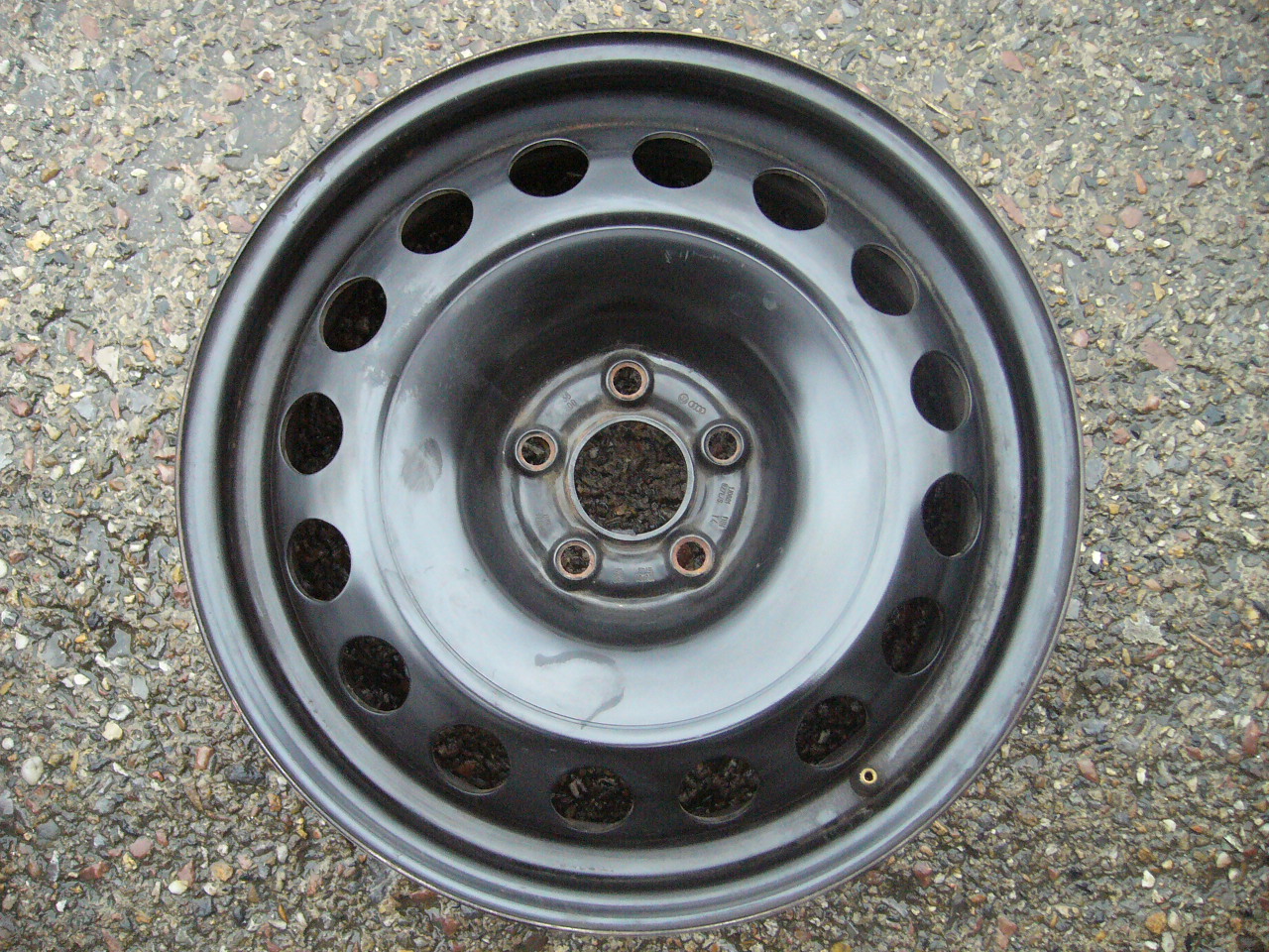 plechové disky Volkswagen 16