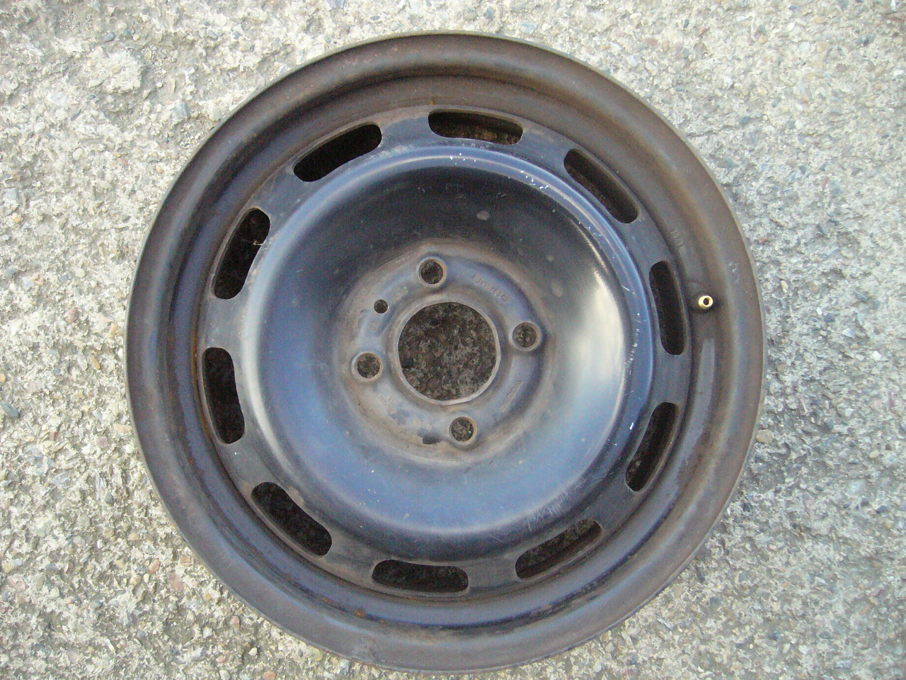 plechové disky Volvo 15