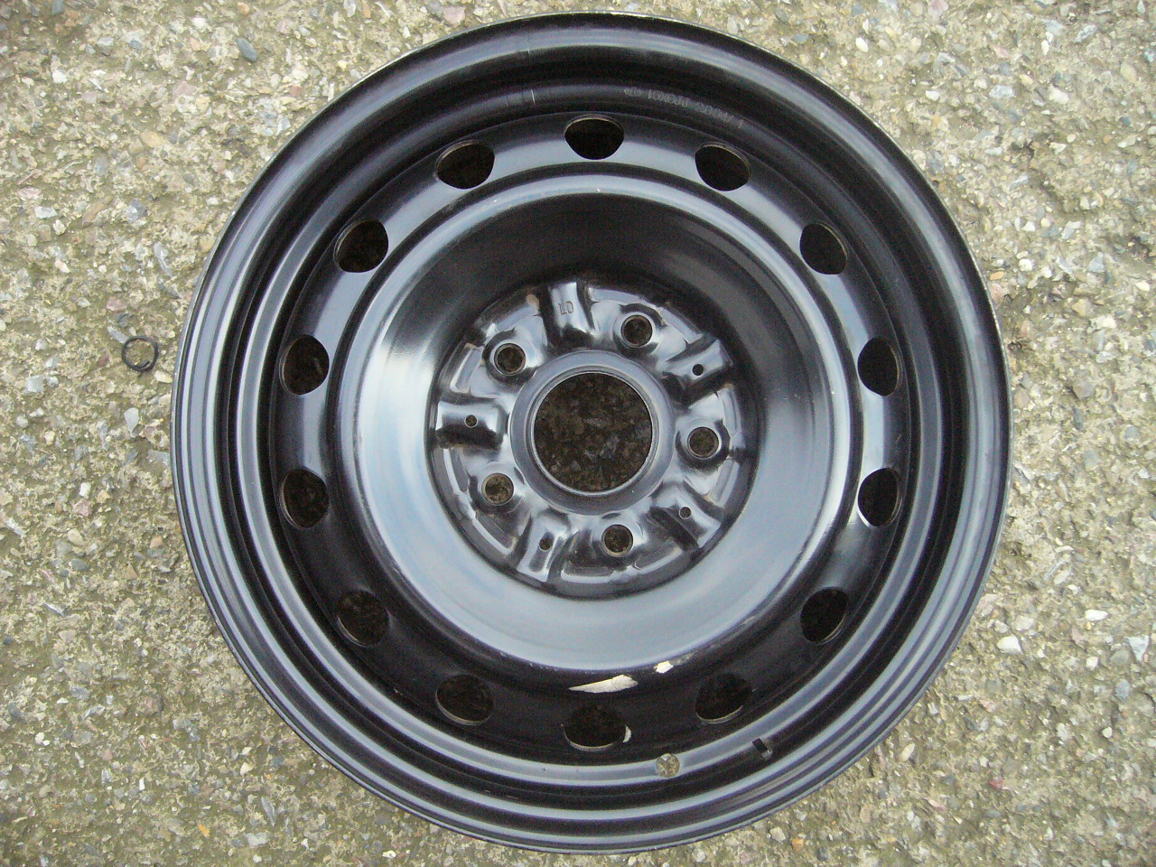 plechové disky Toyota 15