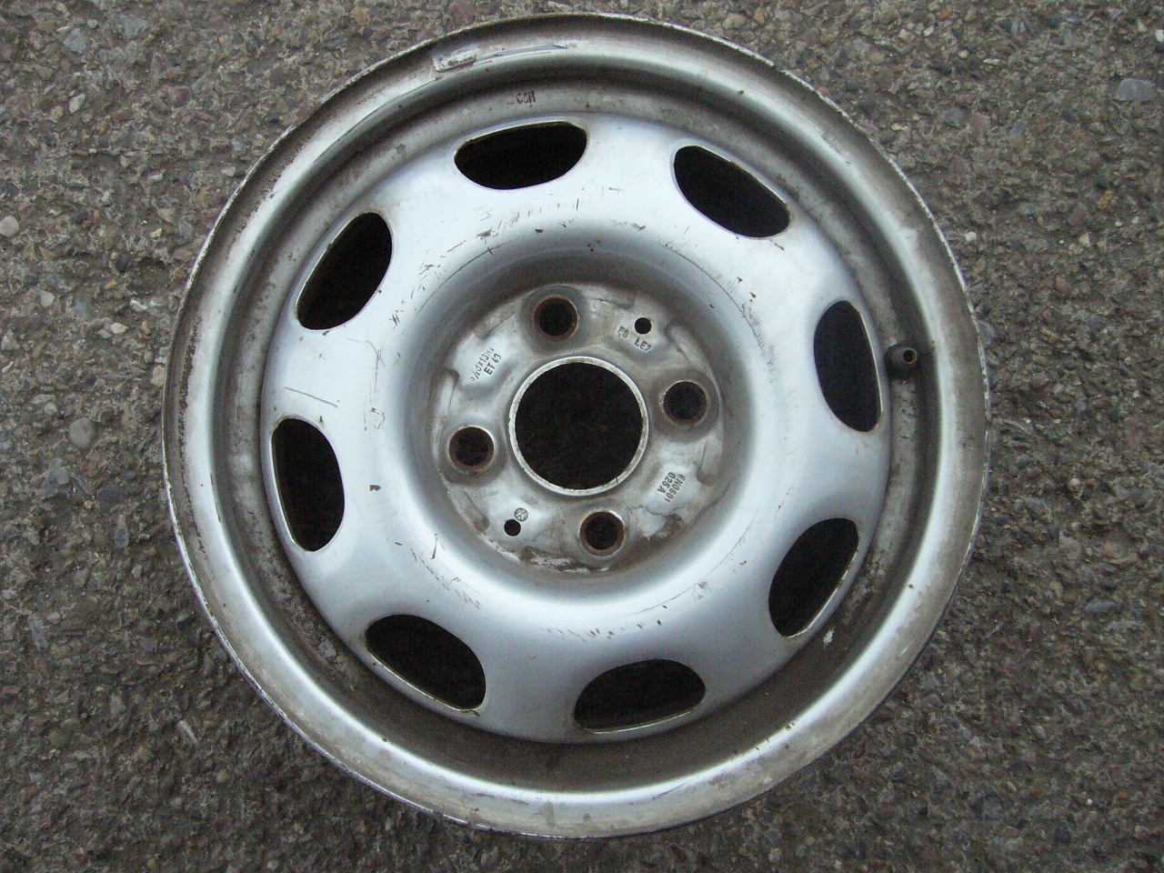 plechové disky Volkswagen 13