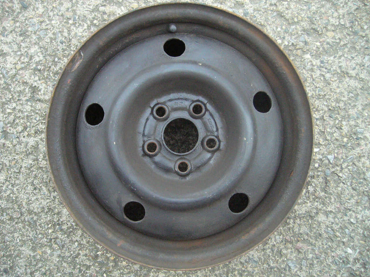 plechový disk Subaru 15