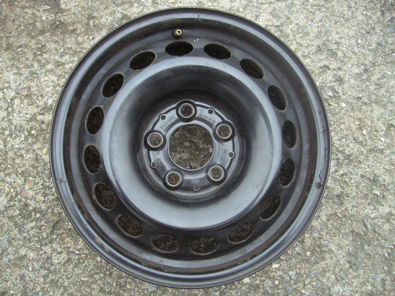 plechový disk Mercedes-Benz 15