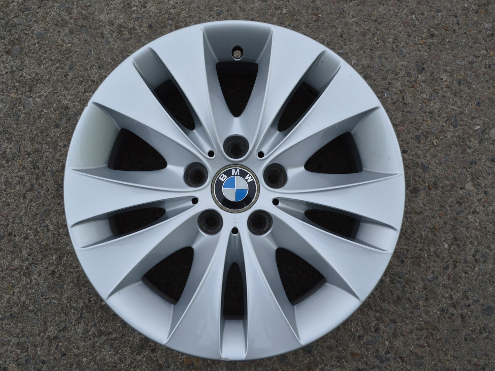alu kola BMW 17