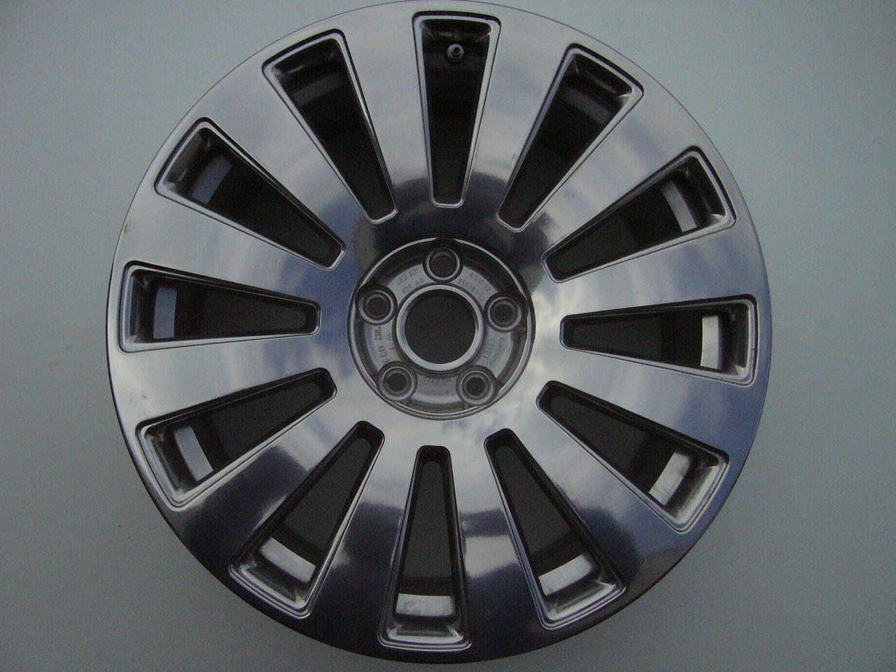 alu kolo Audi 19