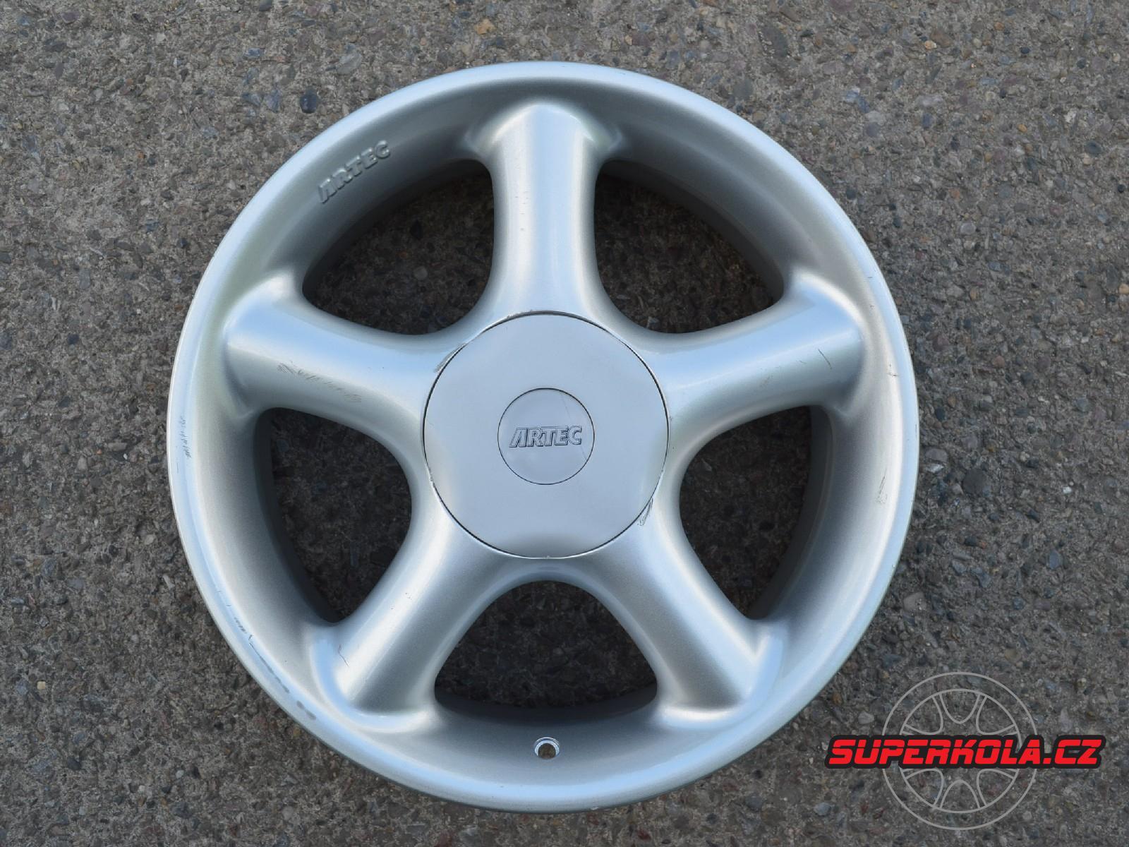 alu kola Artec 17