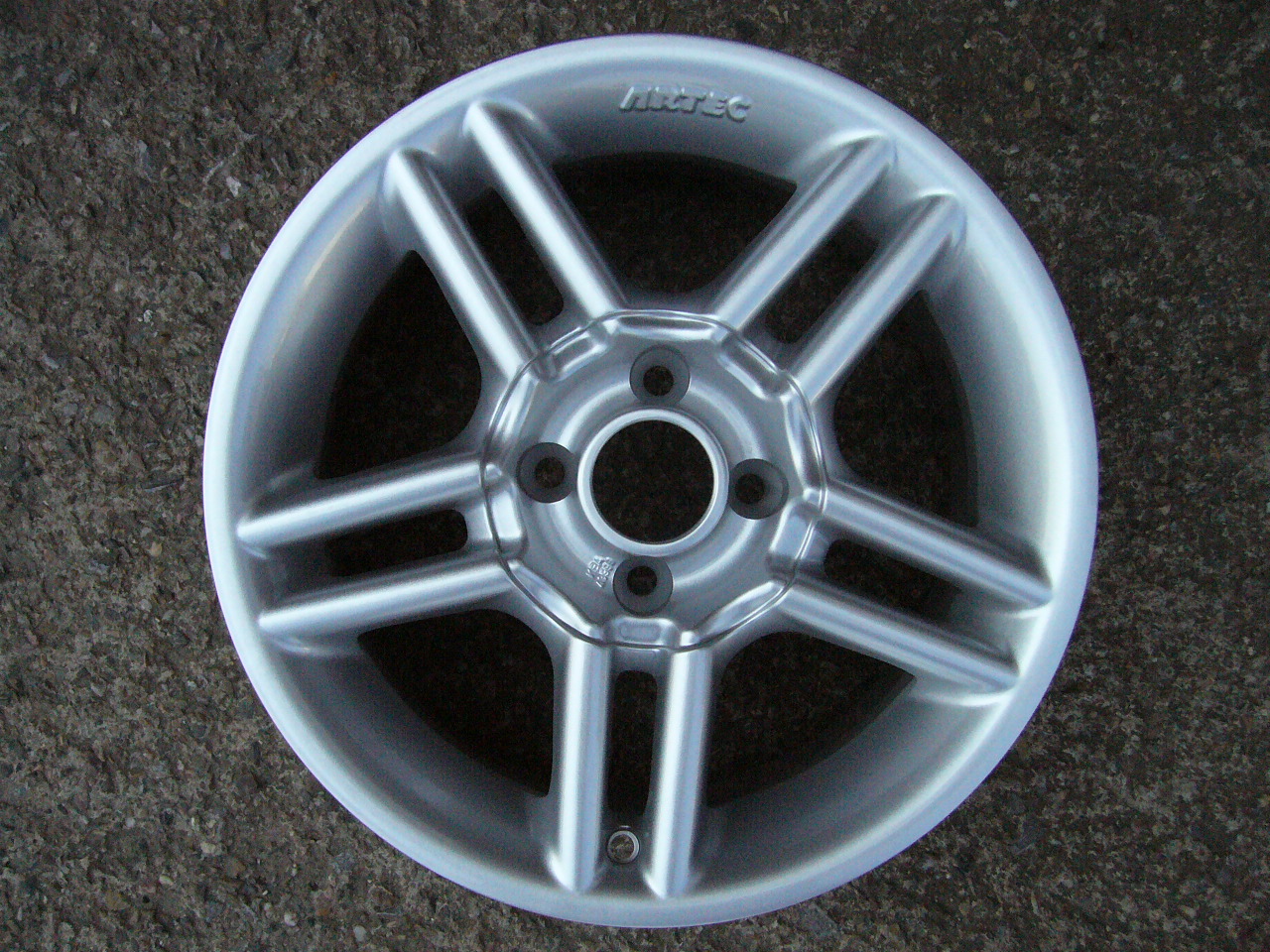 alu kolo Artec 15