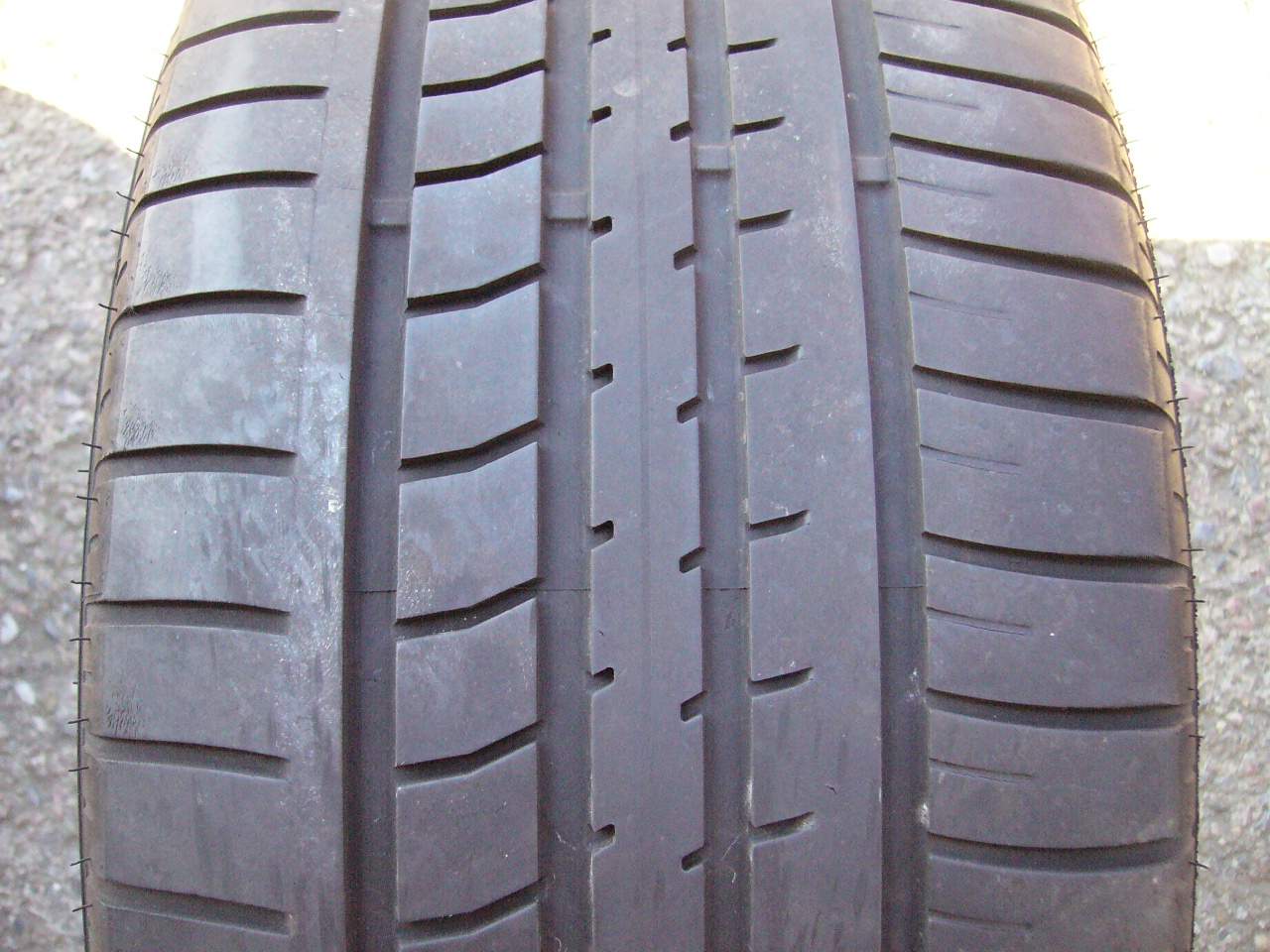 245/45/17  95Y  Goodyear Eagle NCT5  ROF-RSC,  použitá letní sada
