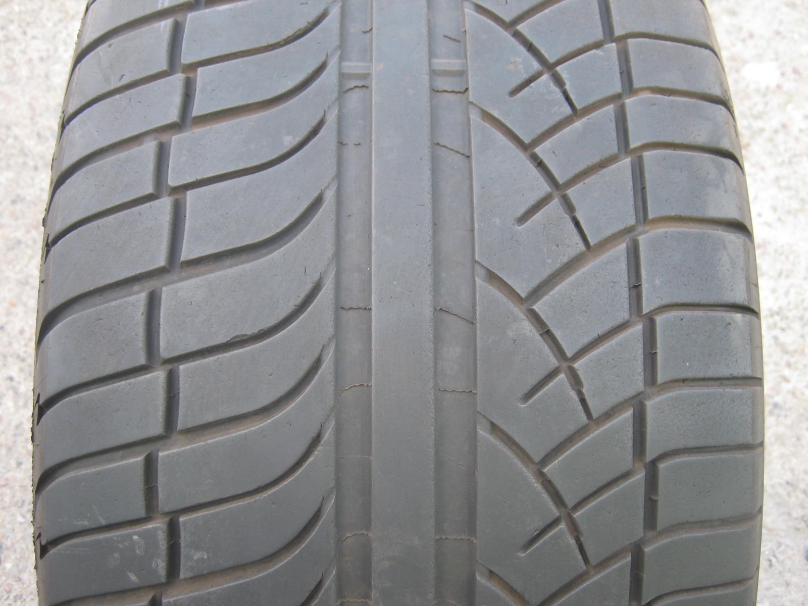 285/35/22 102W Michelin 4x4 Diamaris, použitý letní pár