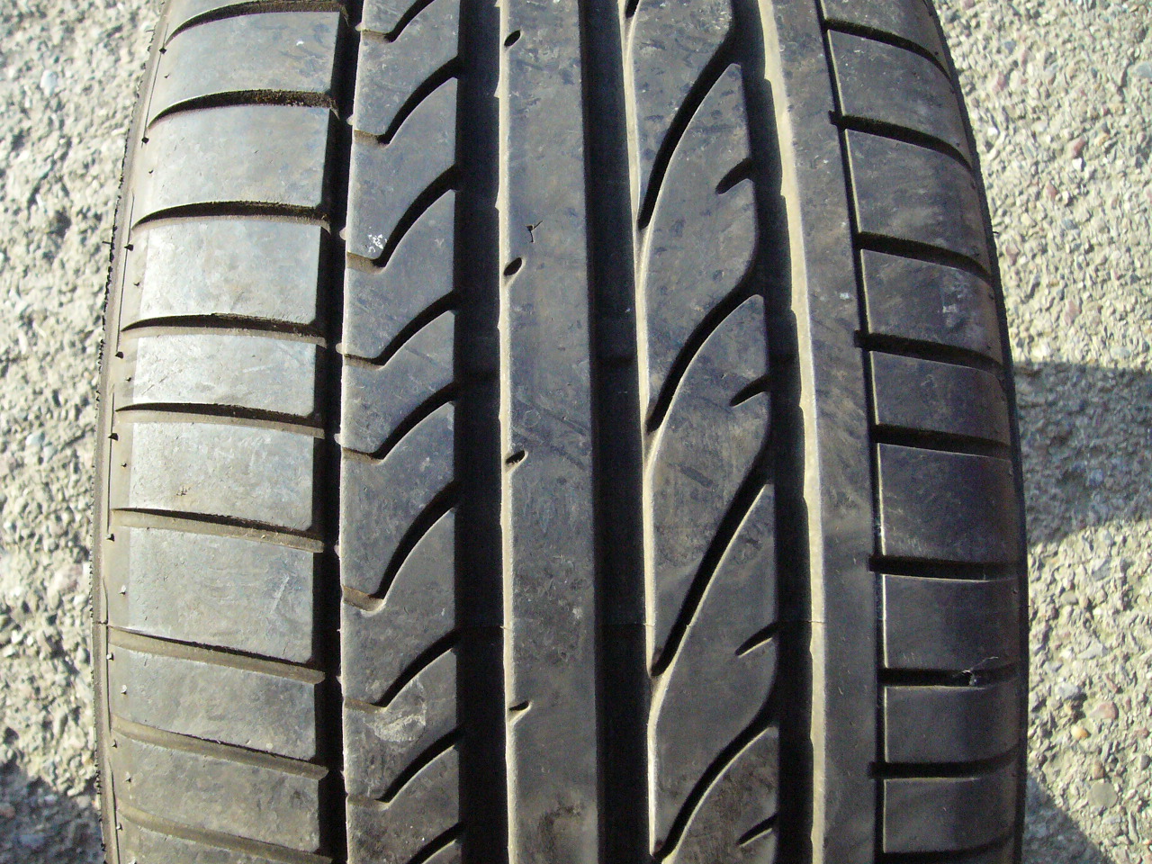 225/40/18 88W Bridgestone Potenza RE050A RFT, použitý letní pár