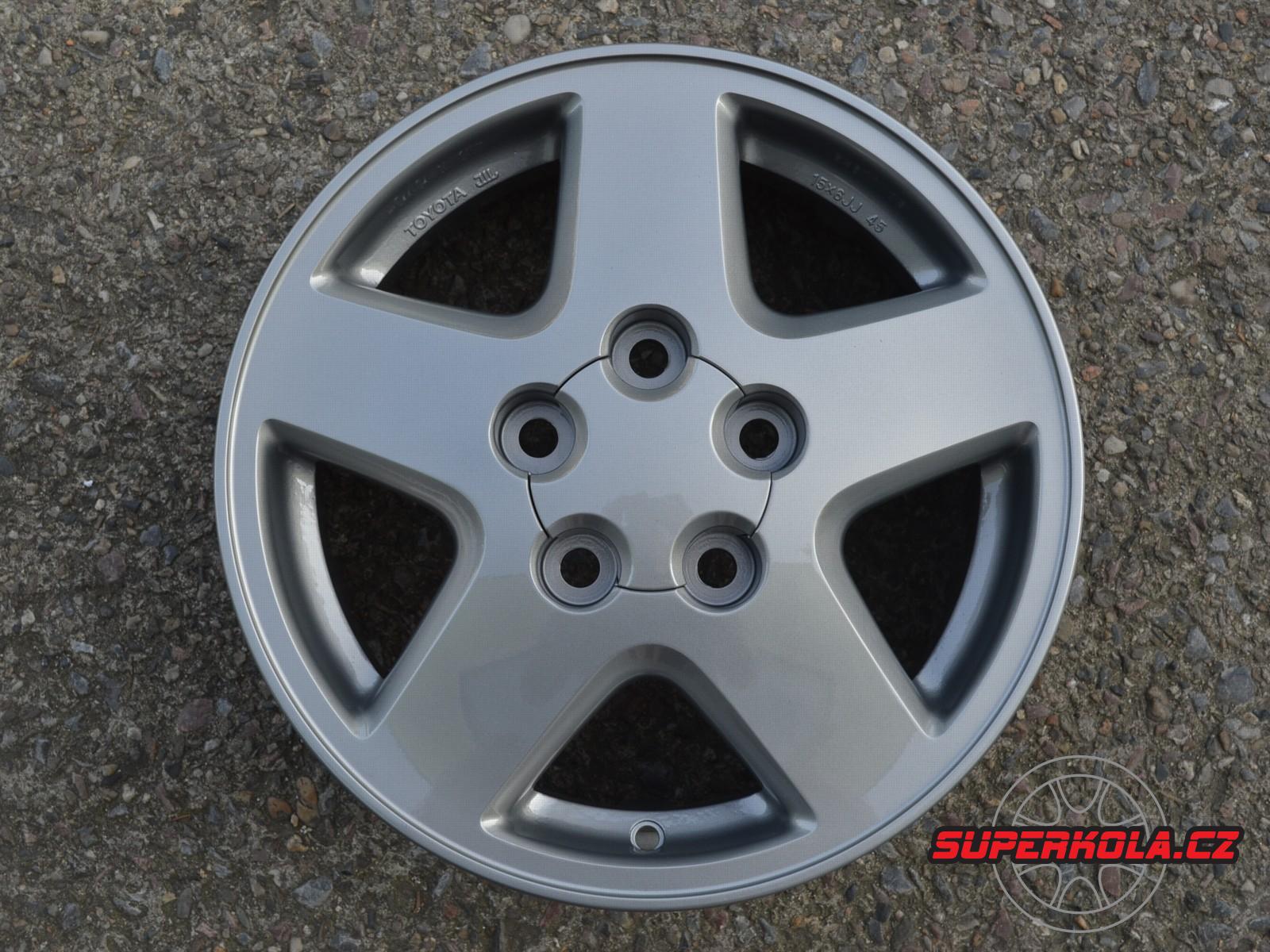 alu kola Toyota 15