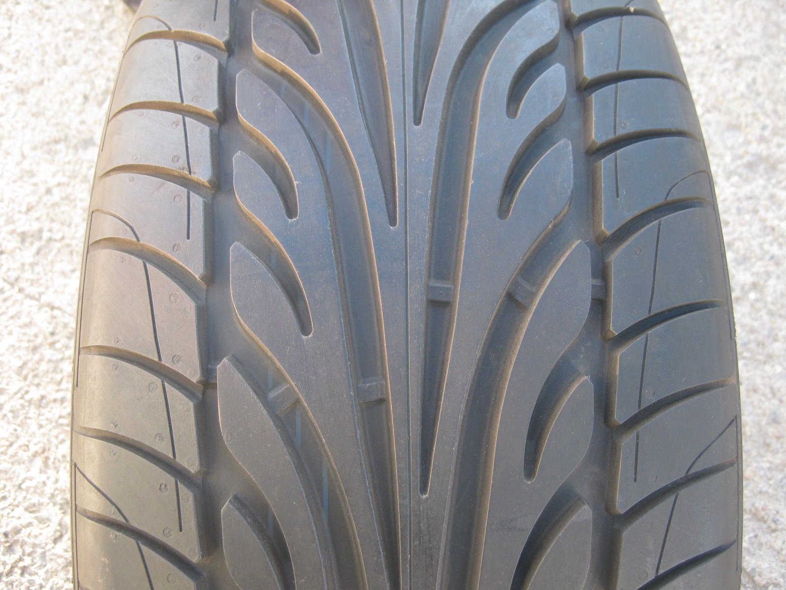 285/50/18 109W Dunlop SP Sport 9000, letní