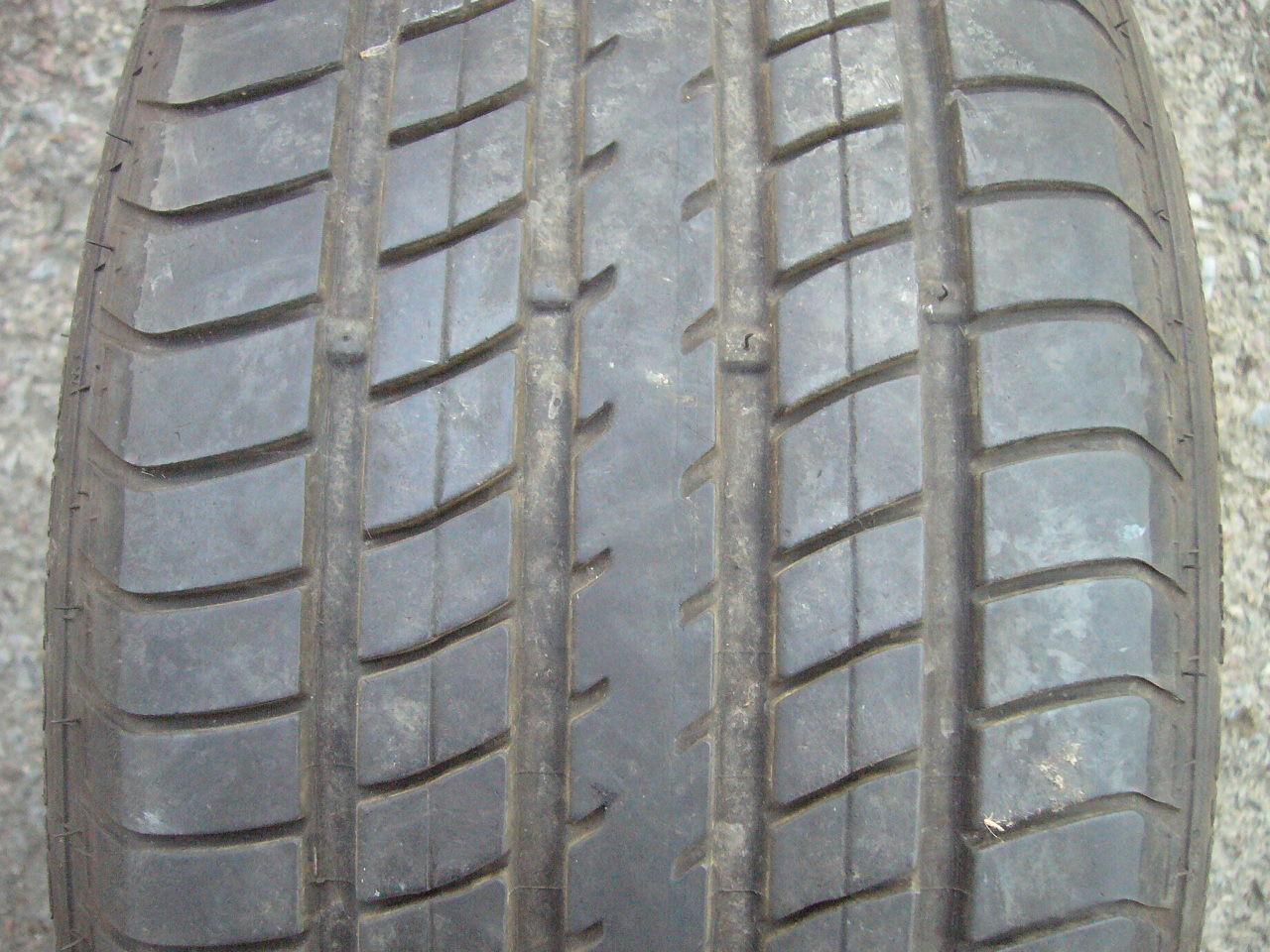 215/40/16 86W Dunlop SP Sport 2040E, použitý letní kus