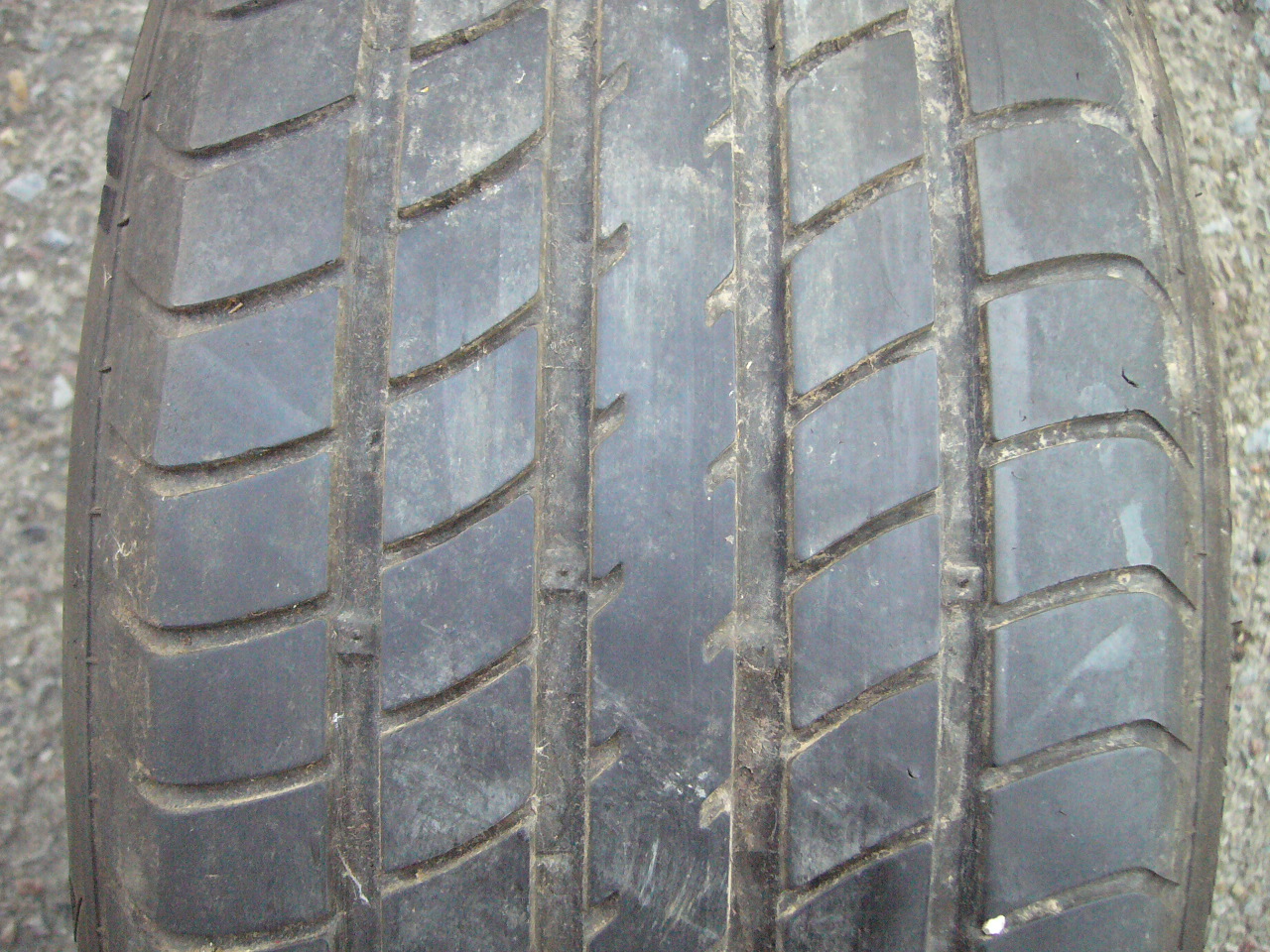 215/40/16 86W Dunlop SP Sport 2040E, použitý letní pár