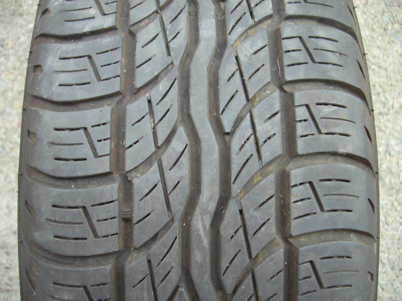 225/65/17 101S Bridgestone Dueler H/T 687, použitý letní kus