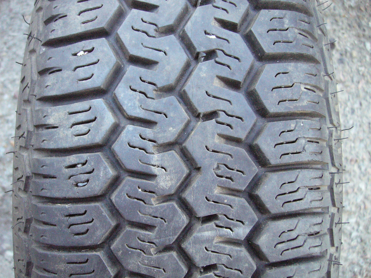 185/70/14 88T Uniroyal Rallye 280/70, použitý letní kus