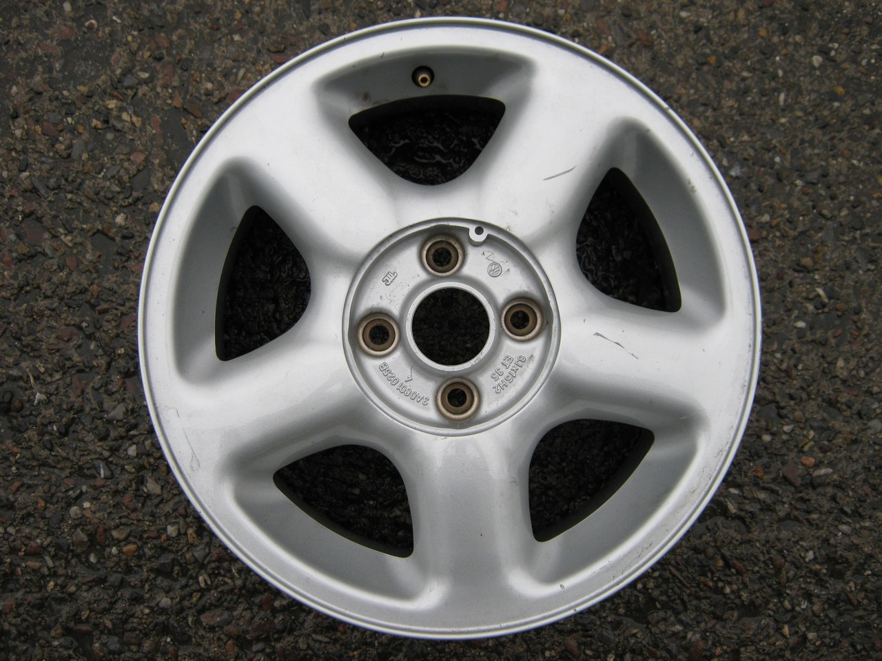 alu kolo Volkswagen 15