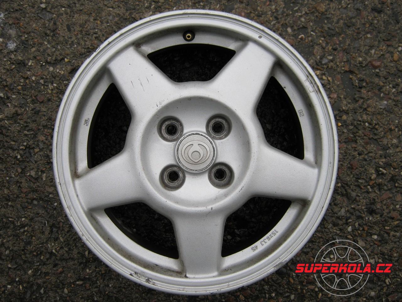 alu kola Mazda 15