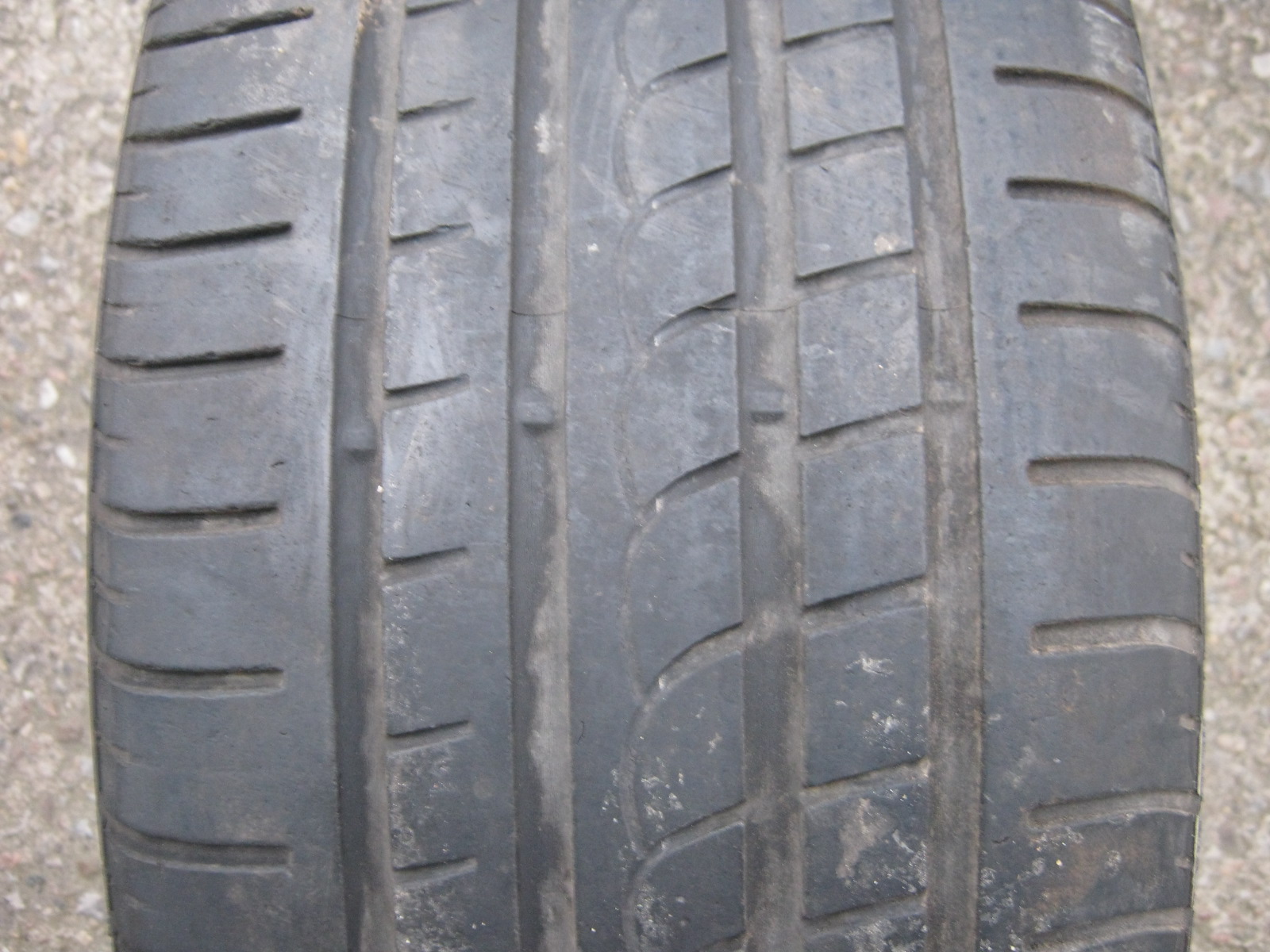 255/35/20 97Y XL Pirelli PZero Rosso, použitý letní kus