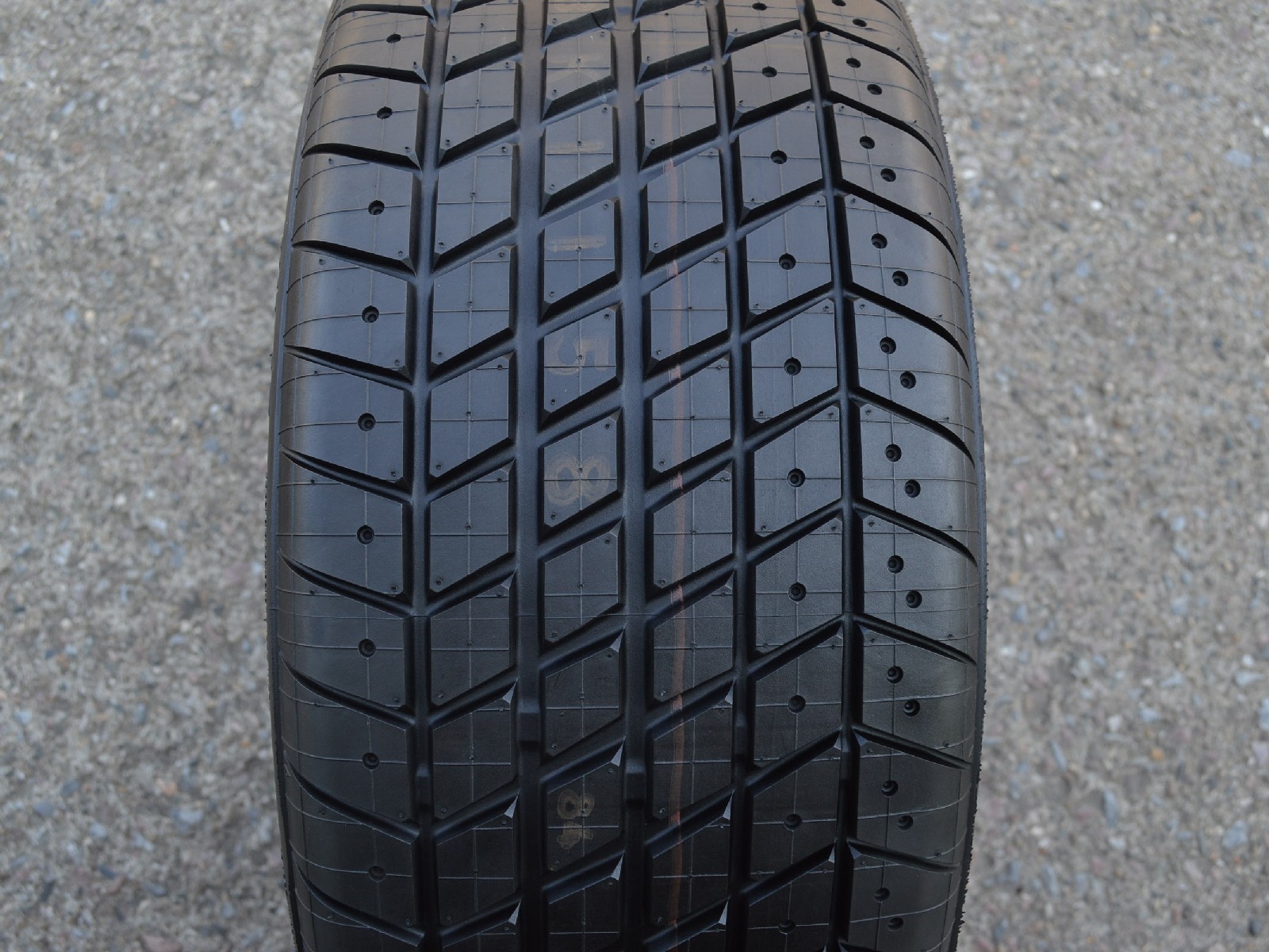 245/40/18 ZR (97Y XL) Yokohama AVS-40i, letní