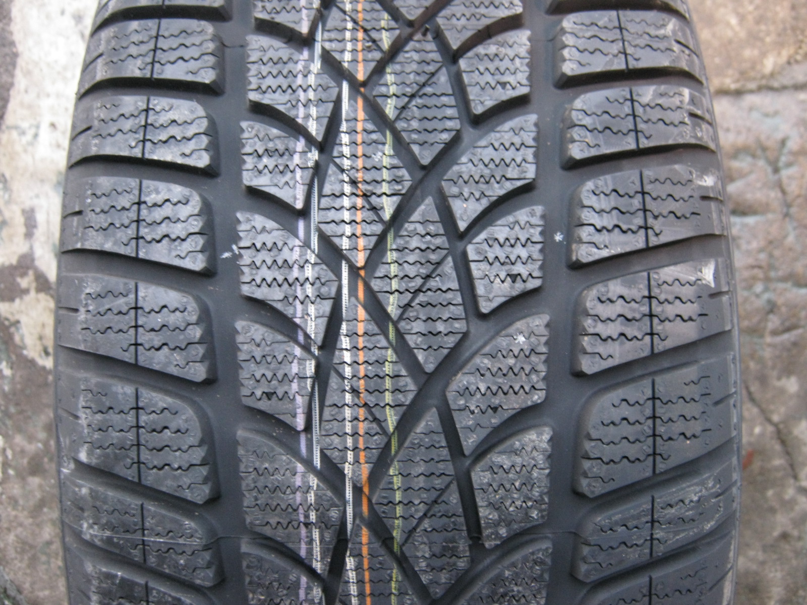 245/35/19 93W XL Dunlop SP Winter Sport 3D, zimní