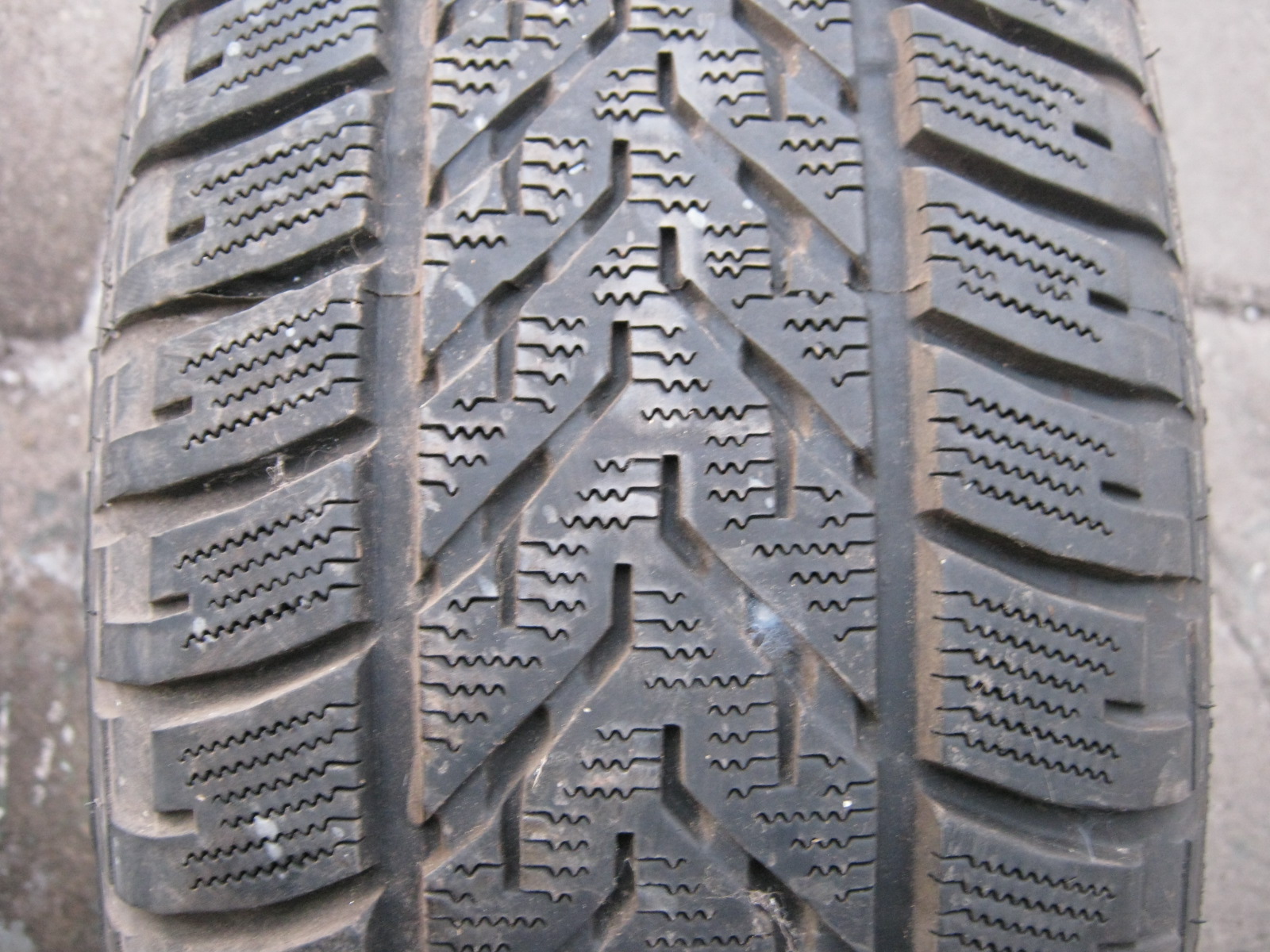 205/60/15 91H Pirelli Winter 210 Performance, použitý zimní kus