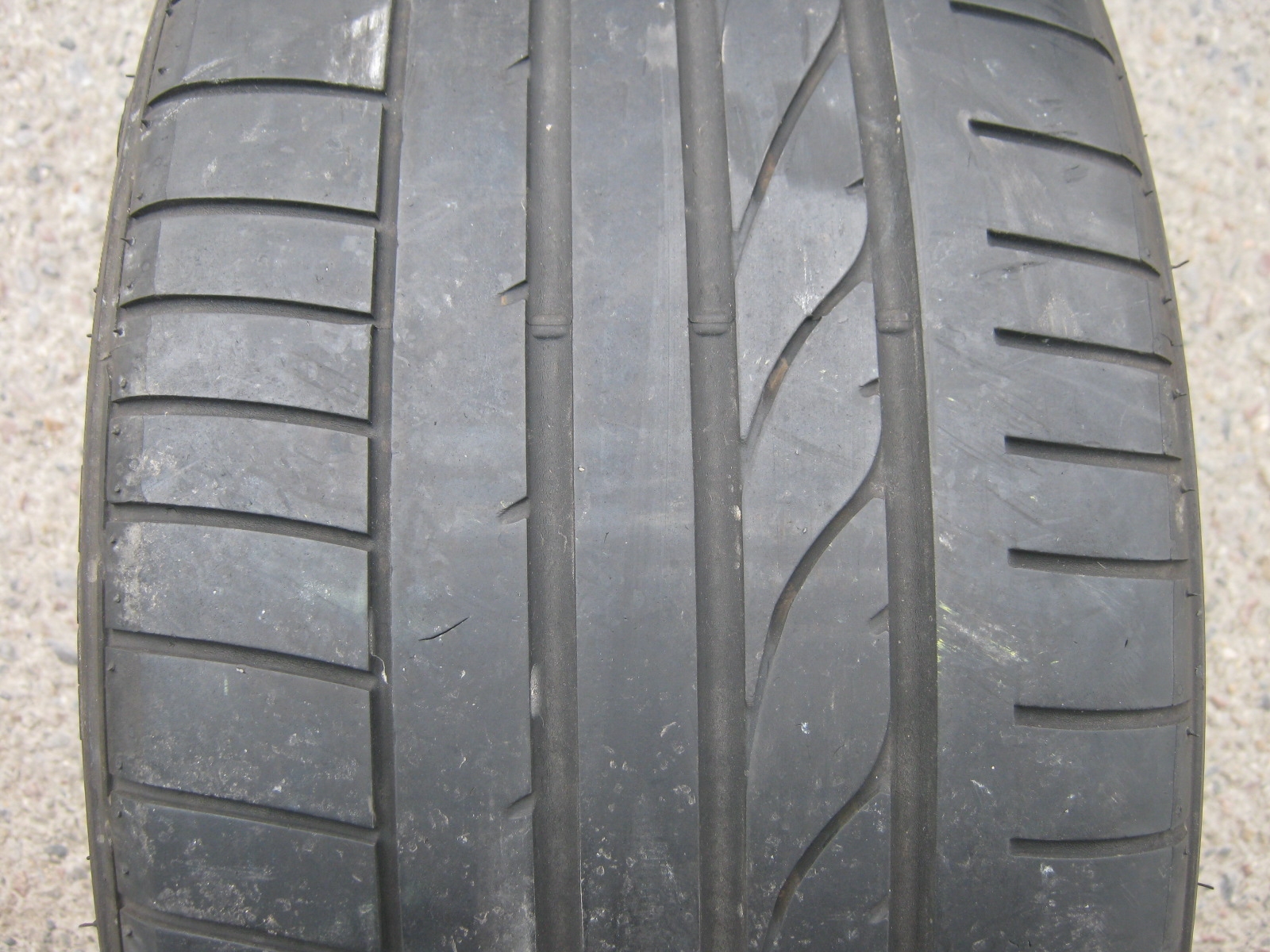 245/35/18 88Y  Bridgestone Potenza RE050A  RFT, použitý letní pár
