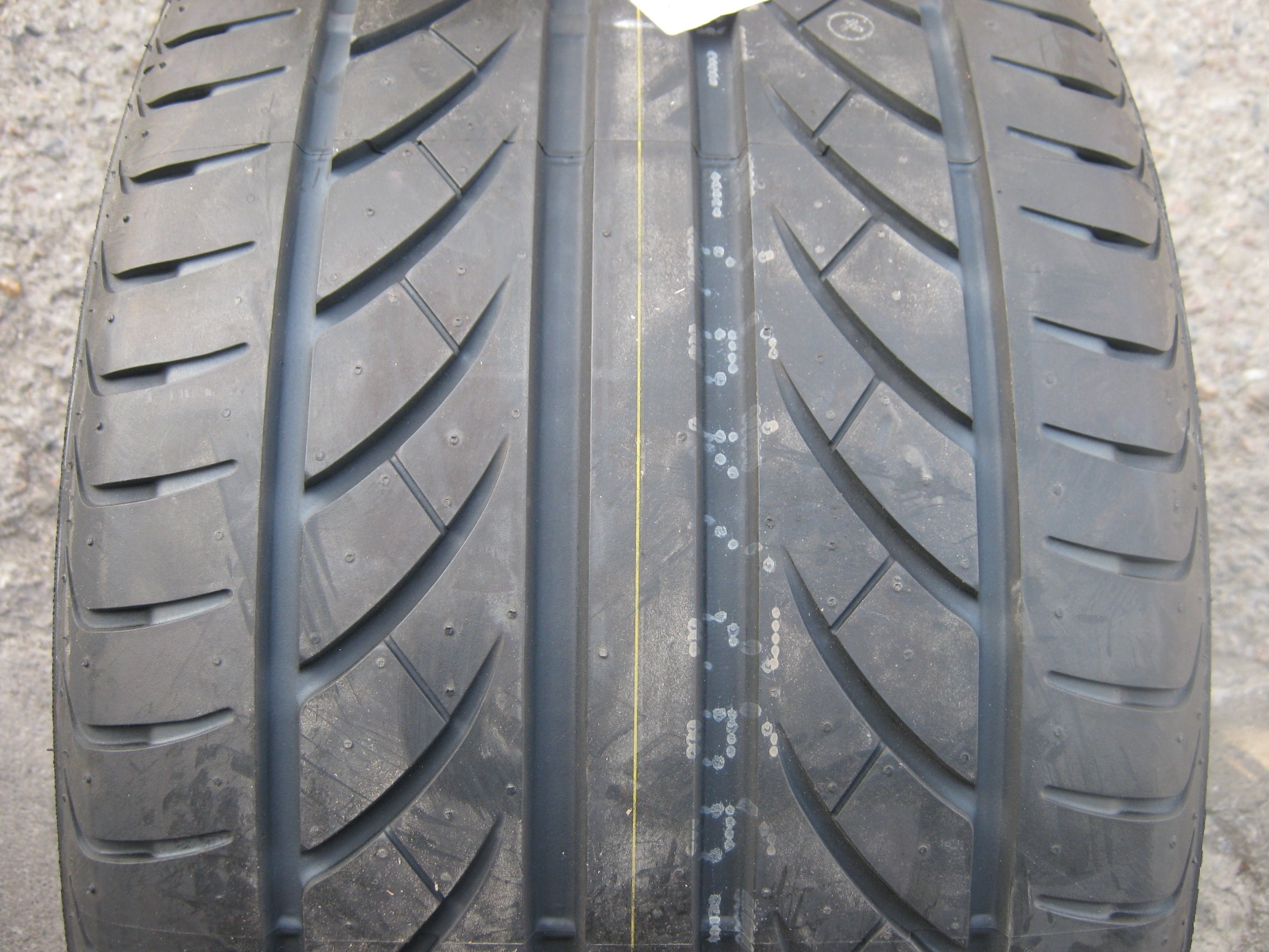 285/30/18 ZR Bridgestone Potenza S-02A, letní