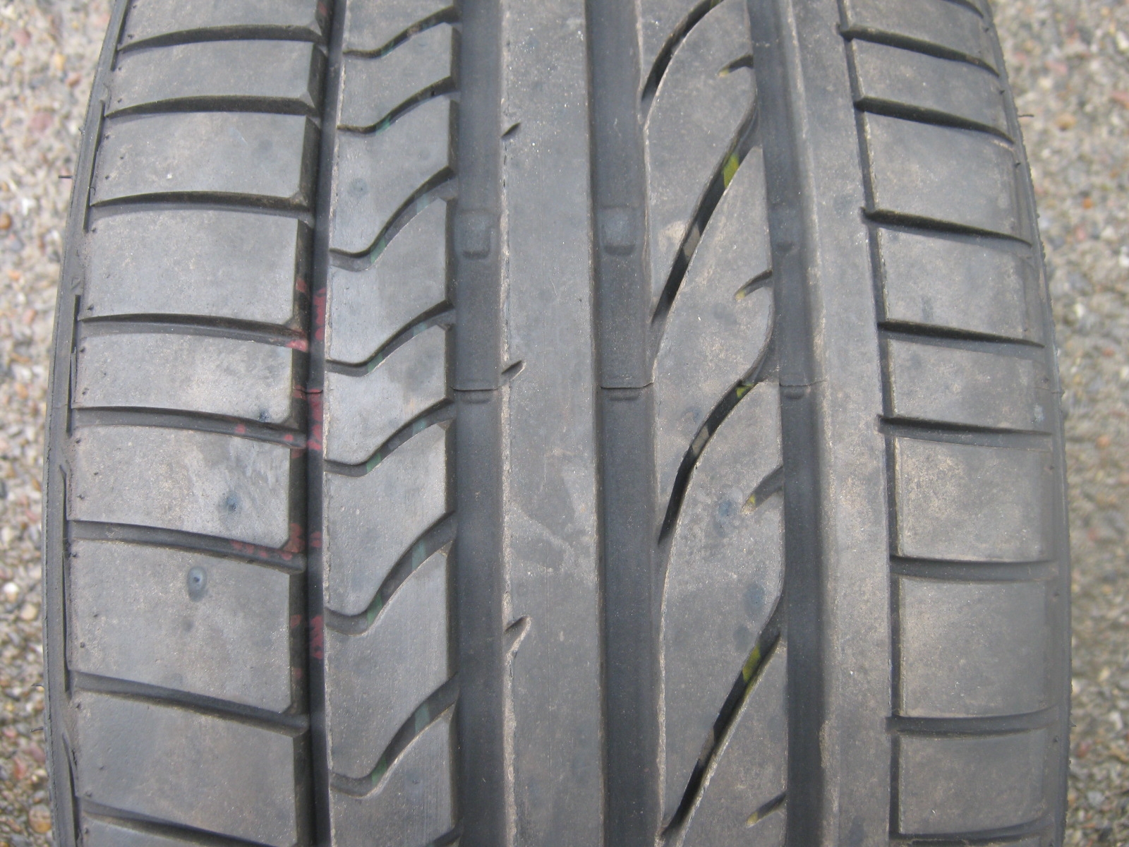 225/35/19 88Y XL Bridgestone Potenza RE050A RFT-RSC, použitý letní pár