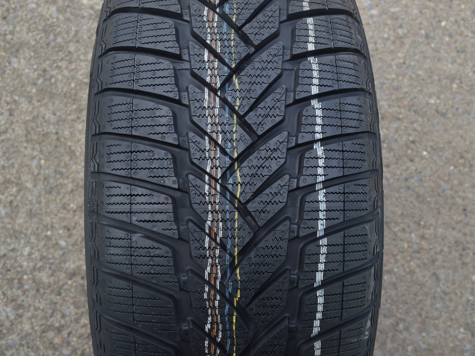 255/40/18 95V Dunlop SP Winter Sport M3, zimní 
