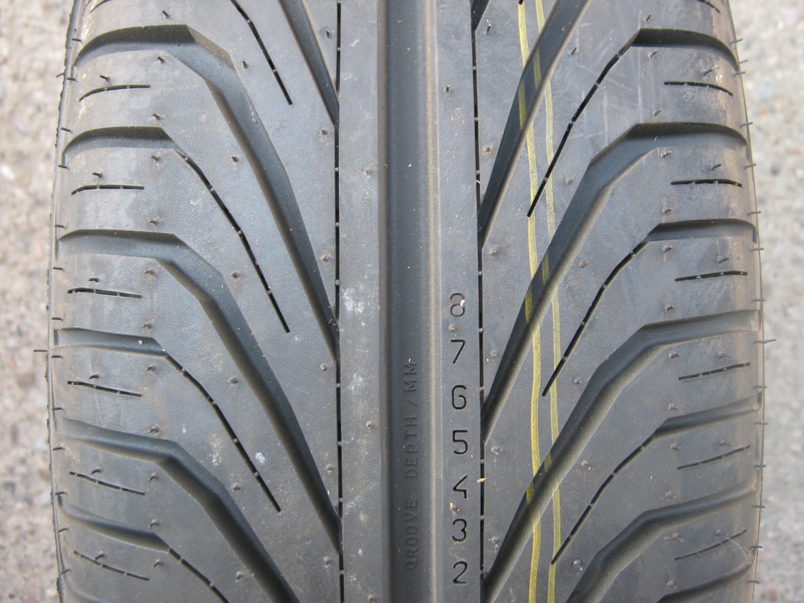 205/65/15 94H Nokian NRH 2, letní