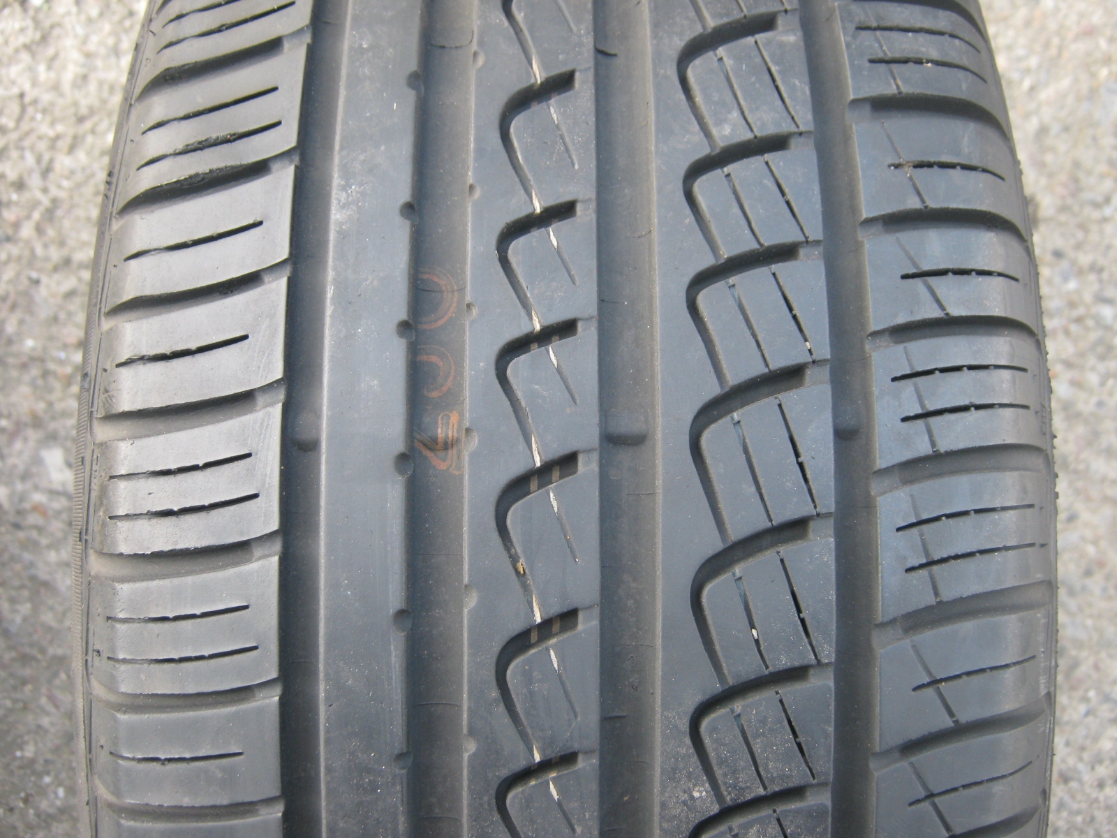 225/55/16 95W Pirelli P7,  použitý letní kus